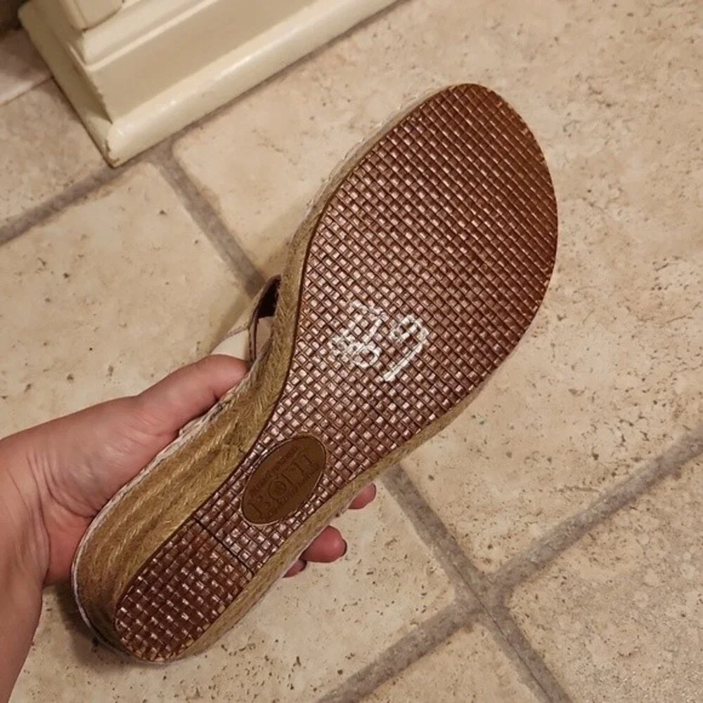 Born Women's White Leather Wedge Espadrille Sandals Size 10